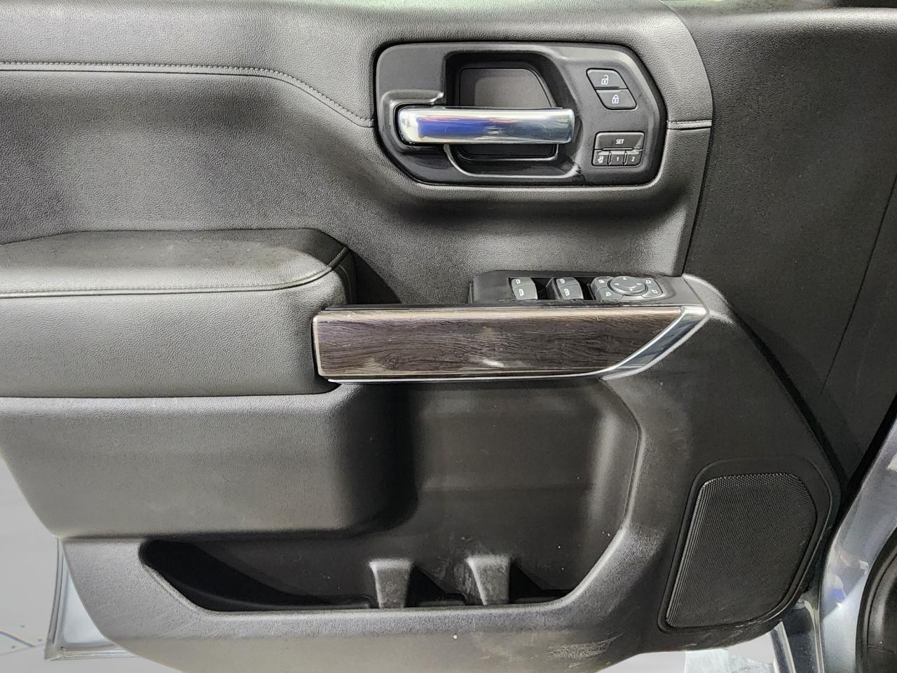 Chevrolet Silverado 1500 LTZ Crew Cab 4WD 2019