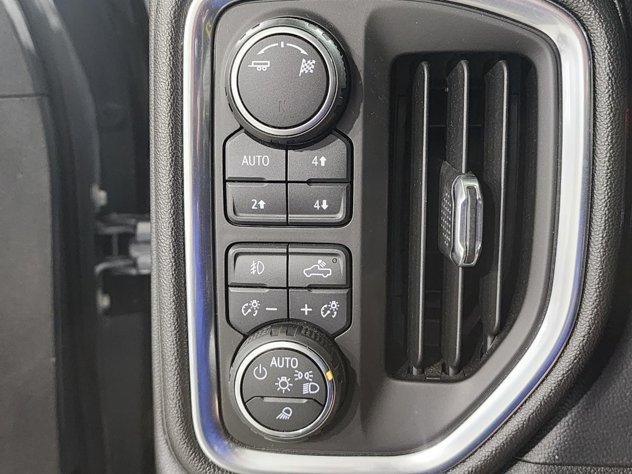 Chevrolet Silverado 1500 LTZ Crew Cab 4WD 2019
