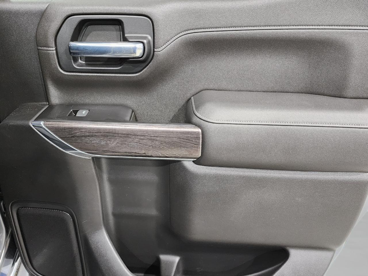 Chevrolet Silverado 1500 LTZ Crew Cab 4WD 2019