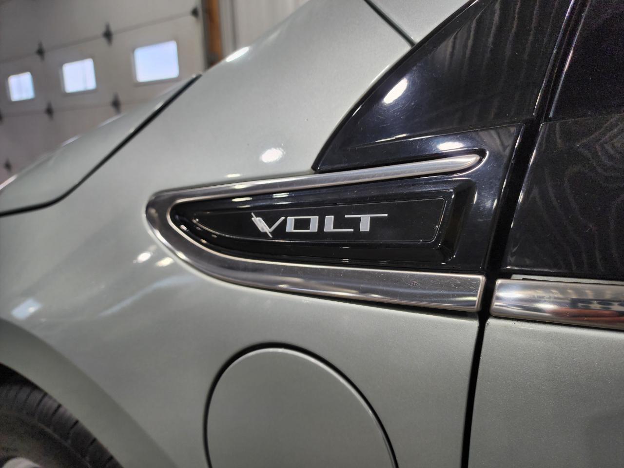 Chevrolet Volt  2012