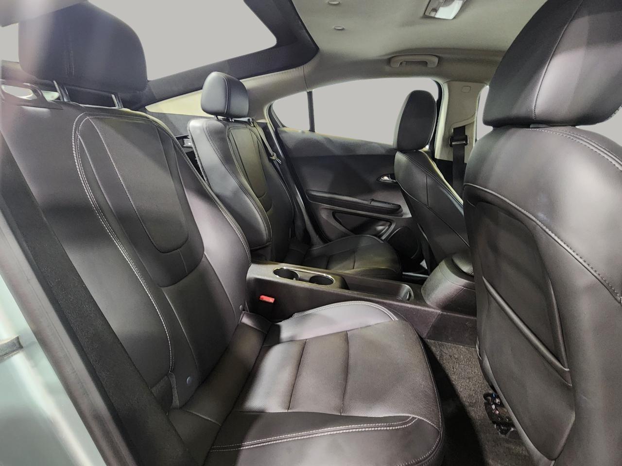 Chevrolet Volt  2012