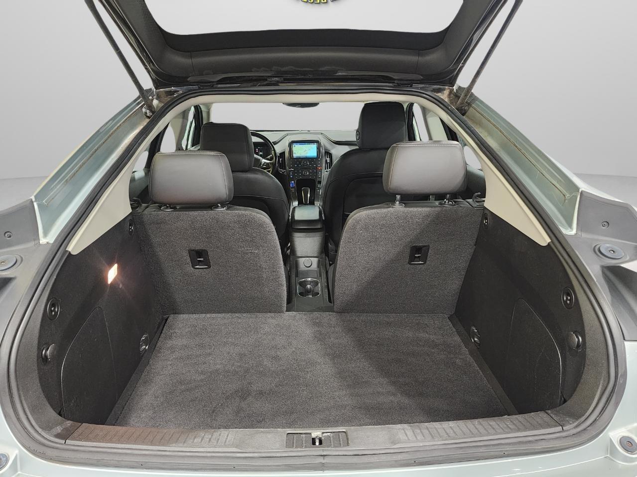 Chevrolet Volt  2012