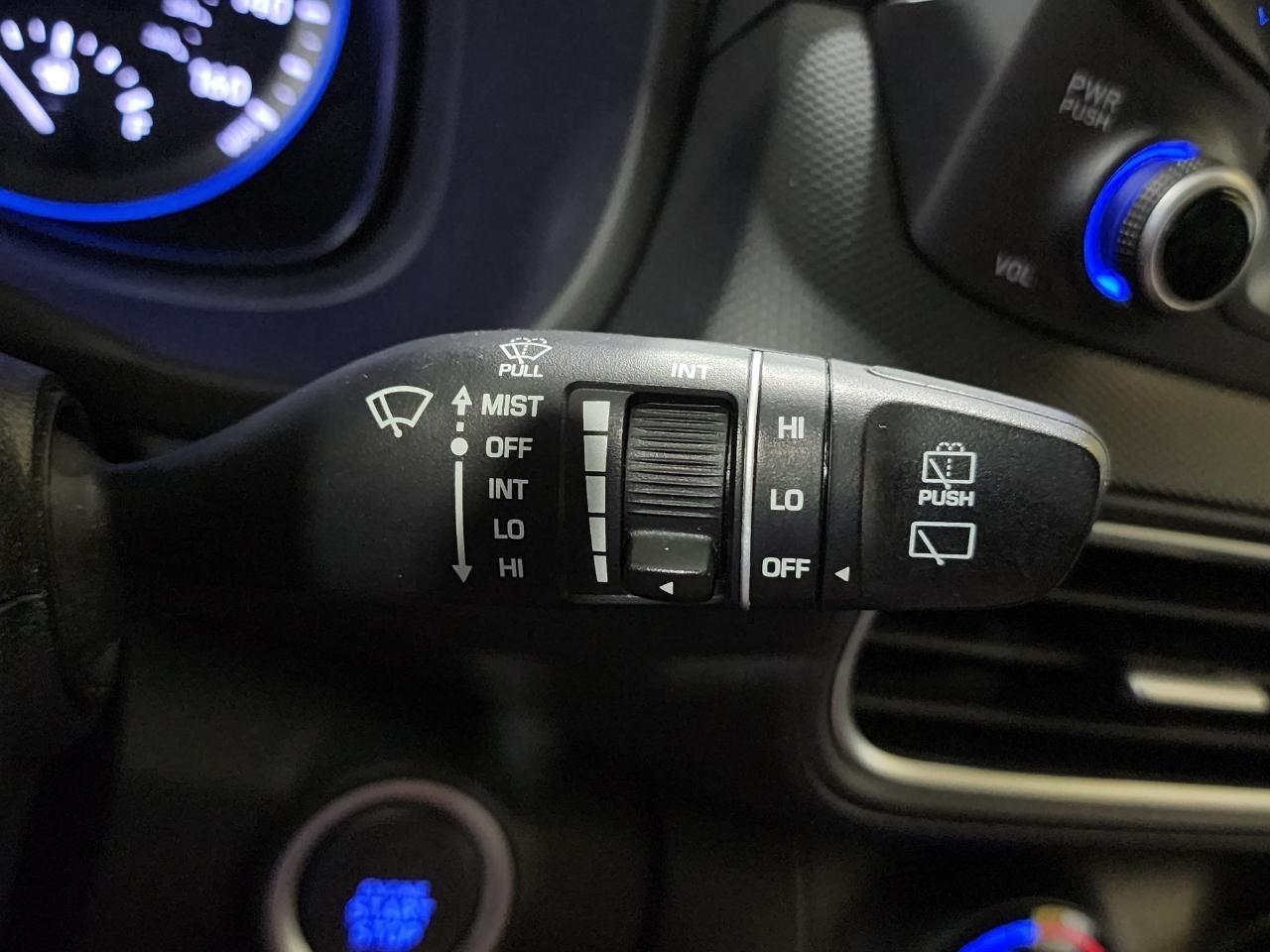 Hyundai Kona SEL w/Contrast Roof AWD 2019