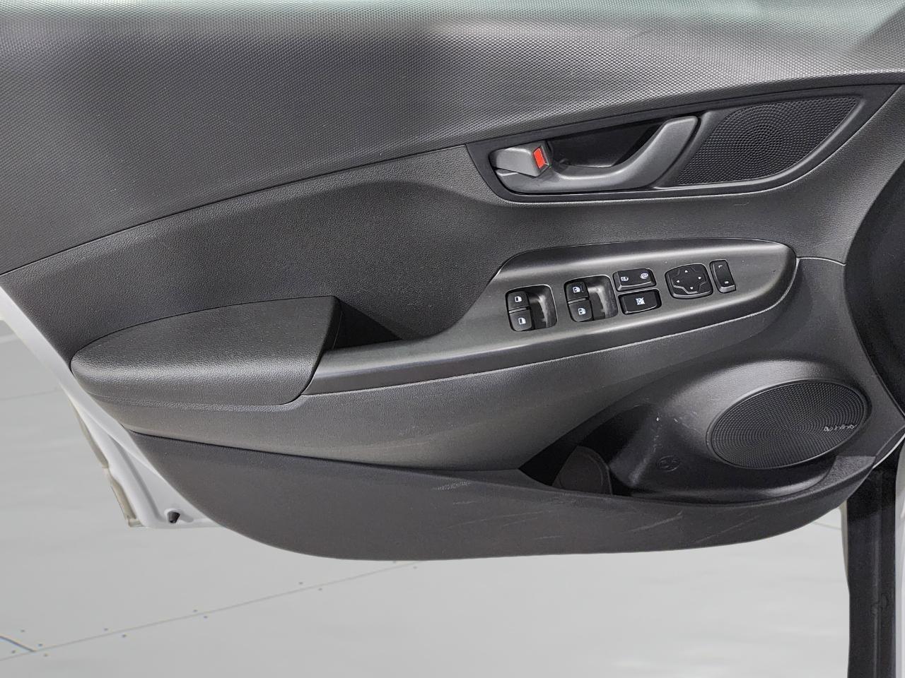 Hyundai Kona SEL w/Contrast Roof AWD 2019