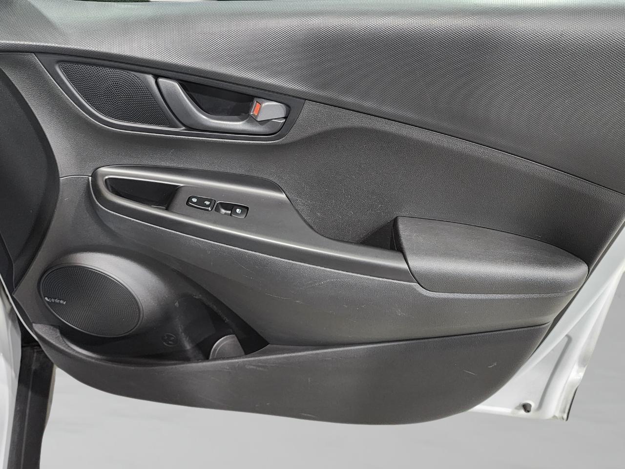 Hyundai Kona SEL w/Contrast Roof AWD 2019