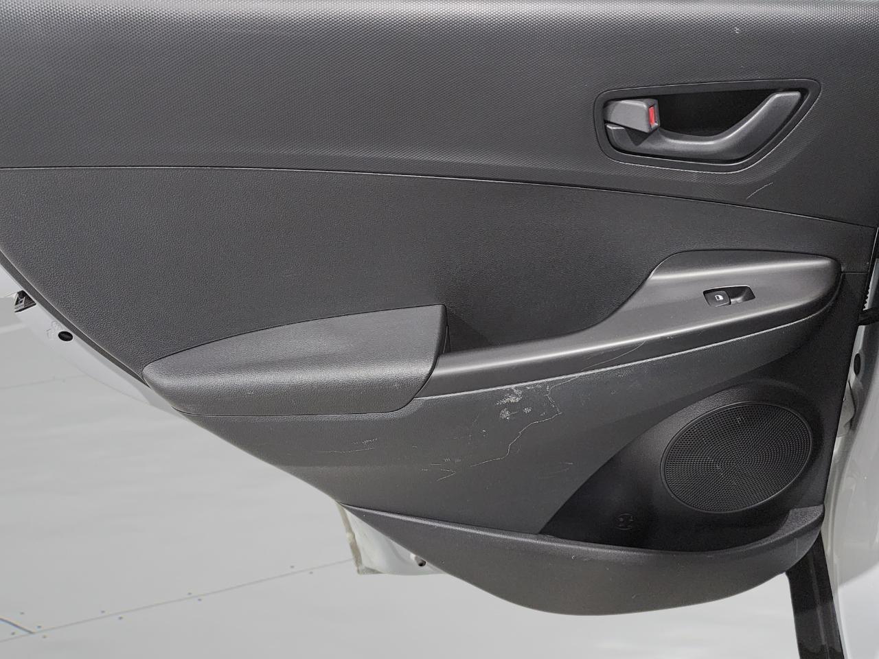 Hyundai Kona SEL w/Contrast Roof AWD 2019