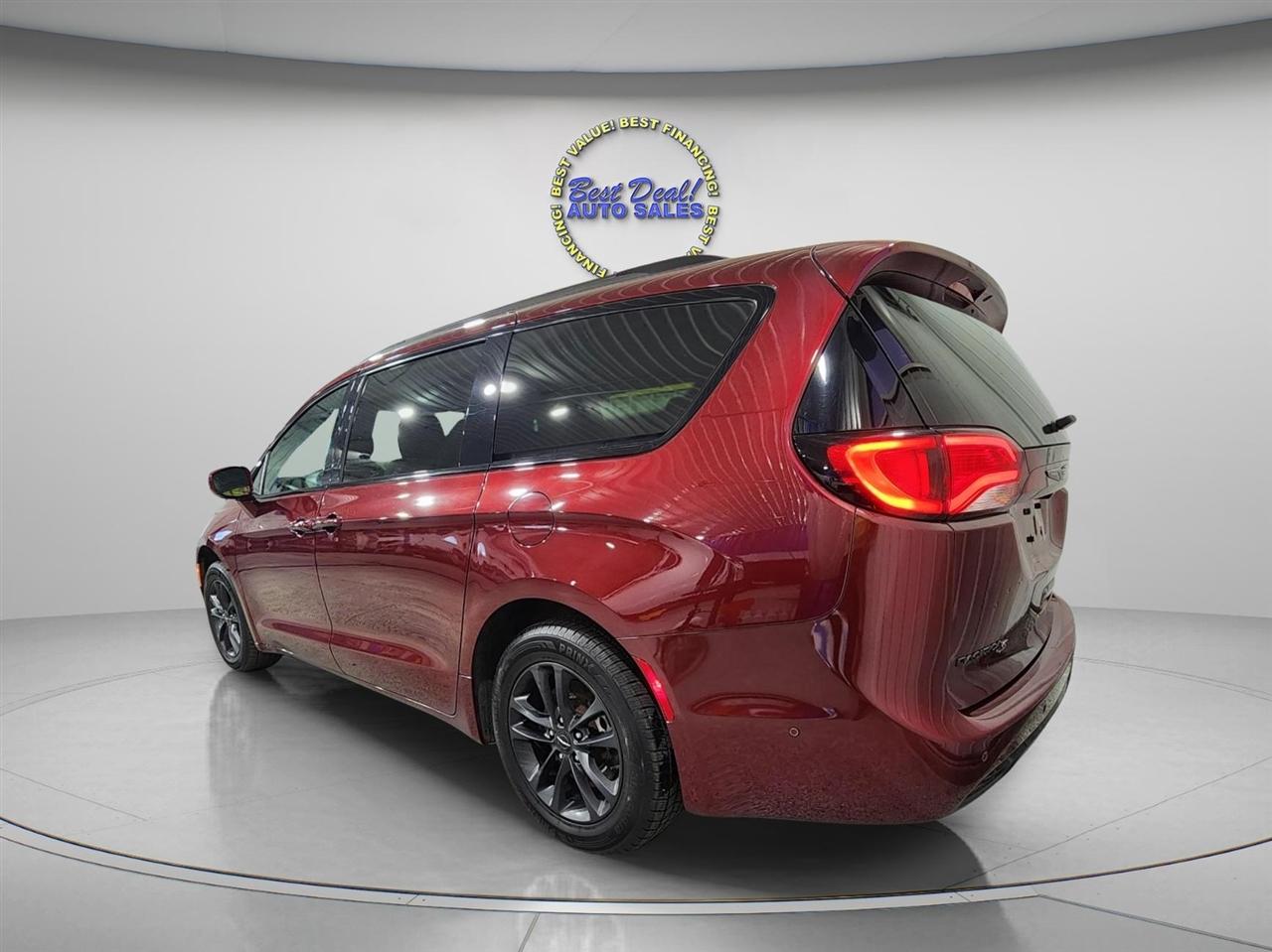 Chrysler Pacifica Launch Edition AWD 2020
