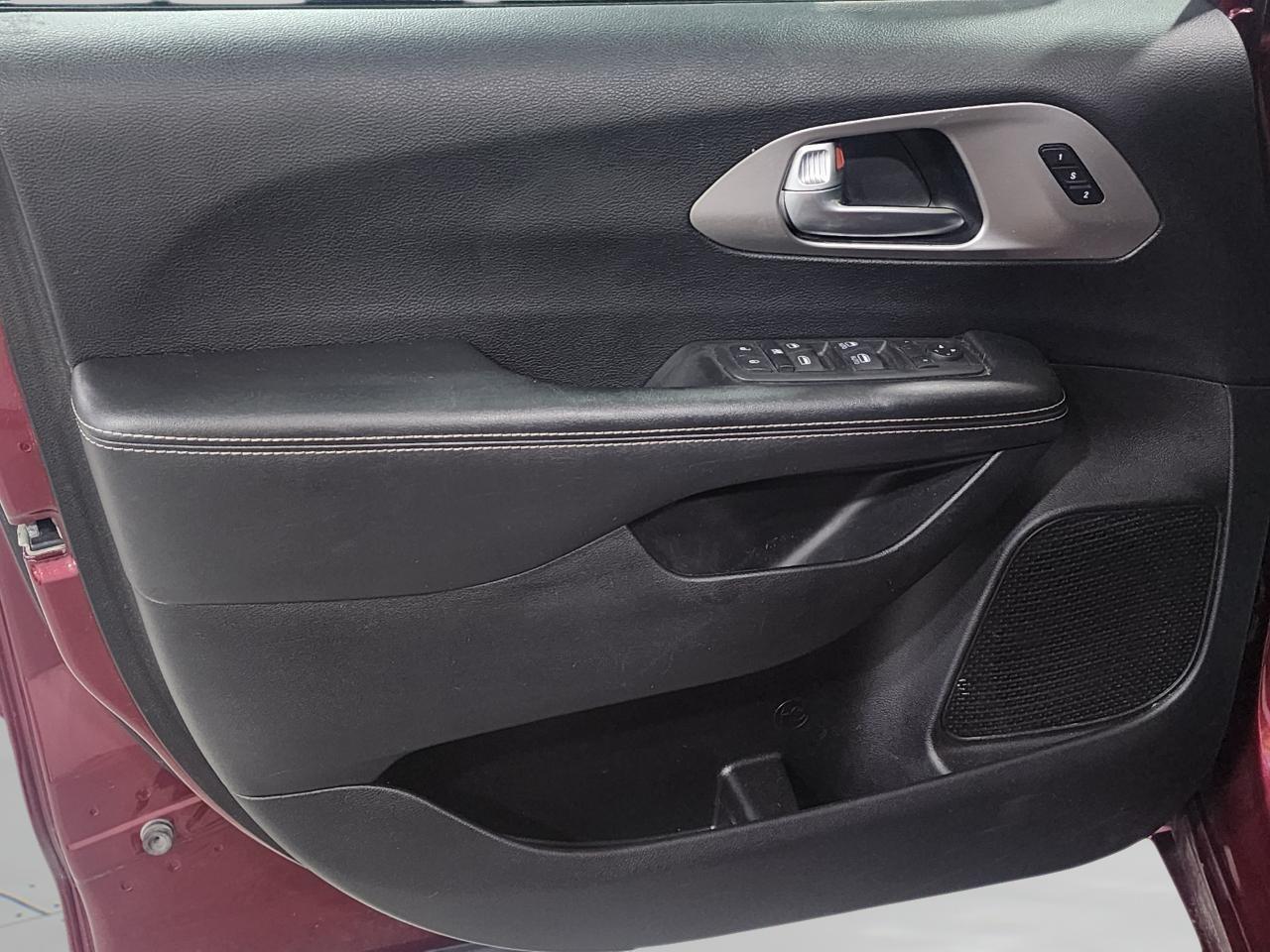 Chrysler Pacifica Launch Edition AWD 2020