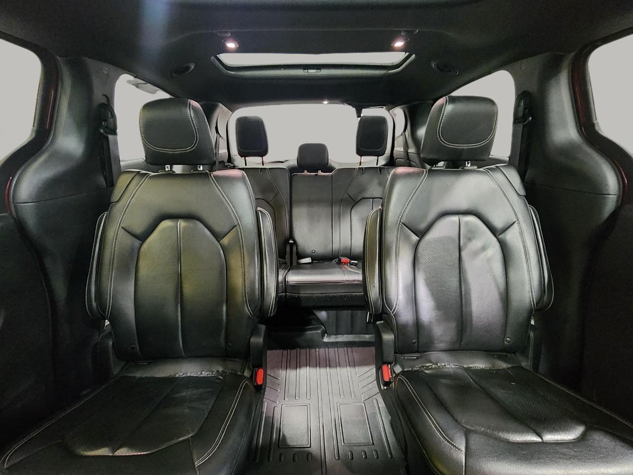Chrysler Pacifica Launch Edition AWD 2020