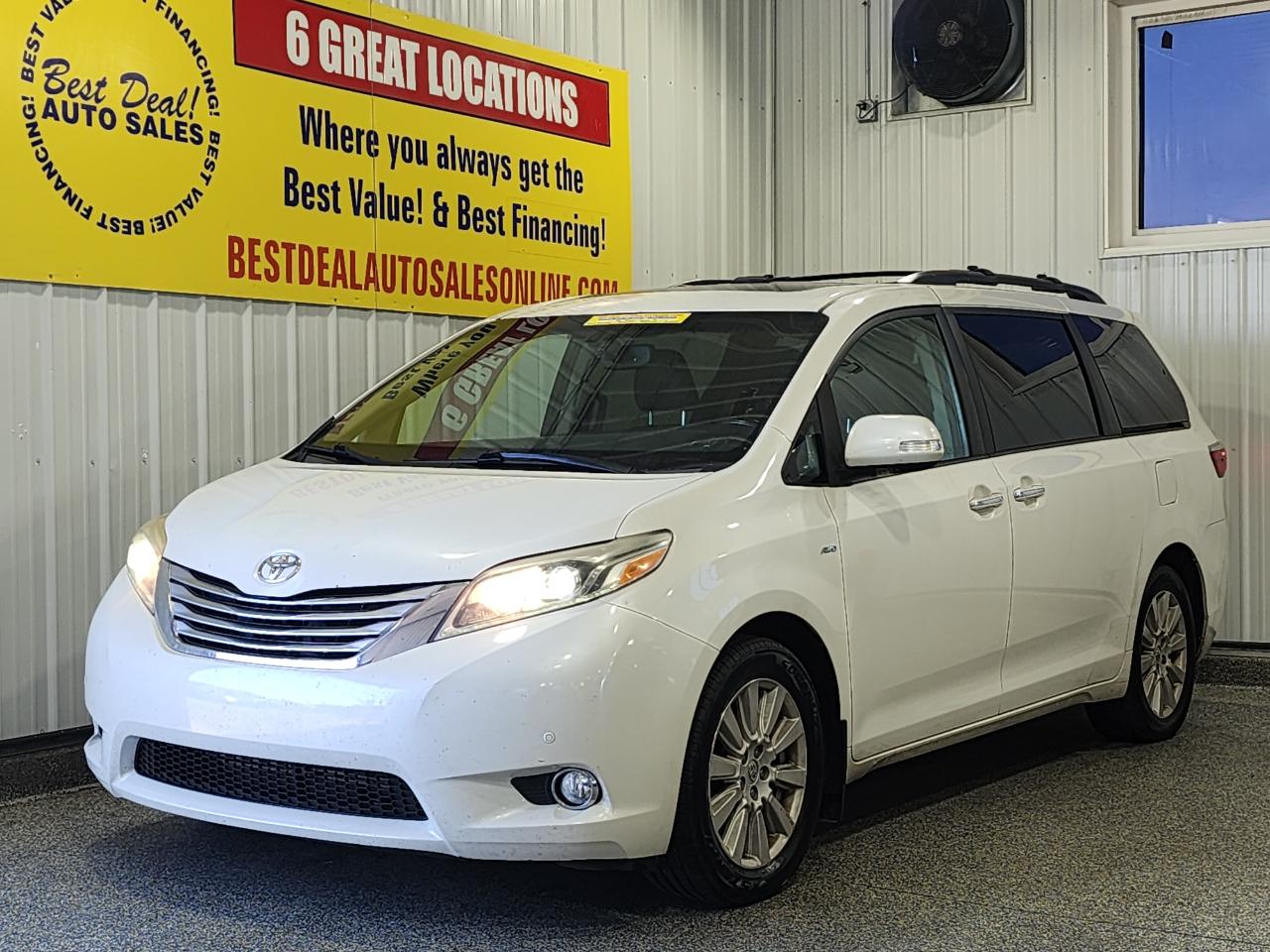 2017 Toyota Sienna XLE 7-Passenger AWD