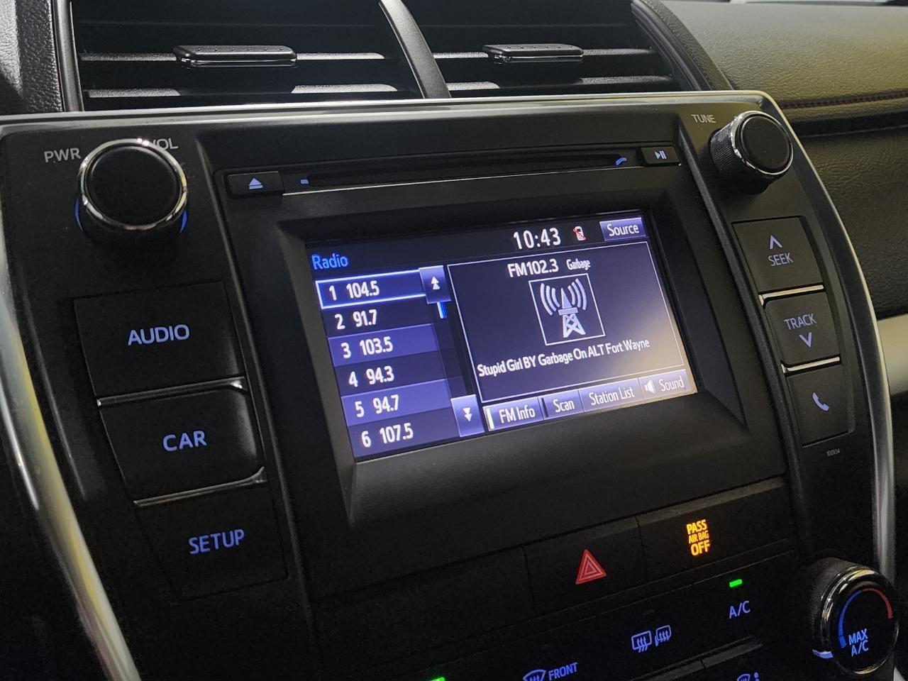 Toyota Camry SE 2017