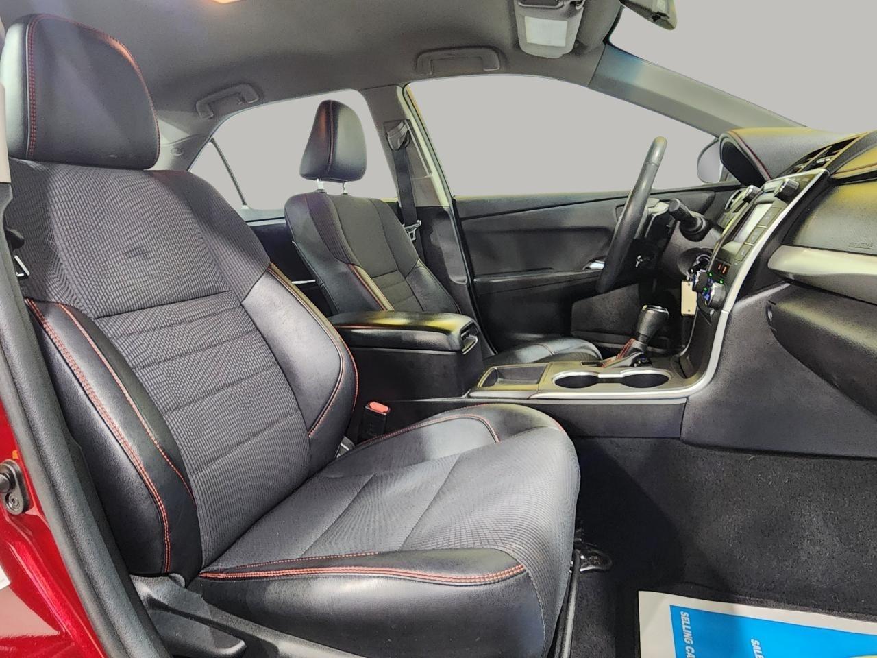 Toyota Camry SE 2017