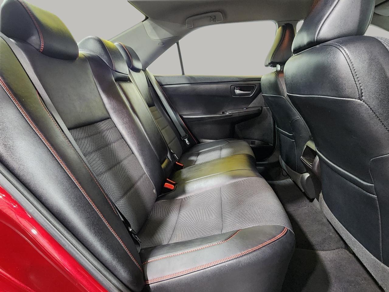 Toyota Camry SE 2017