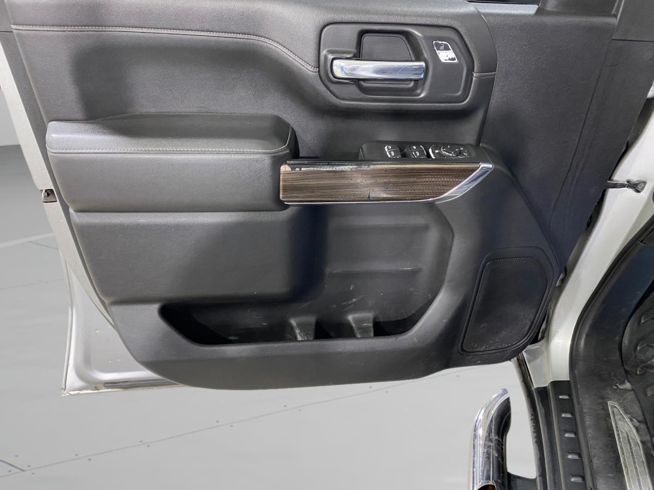 Chevrolet Silverado 2500HD LT Crew Cab Long Box 4WD 2020