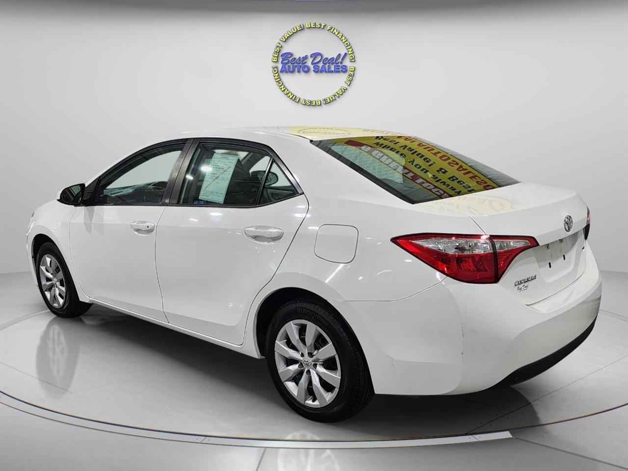 Toyota Corolla LE 2015