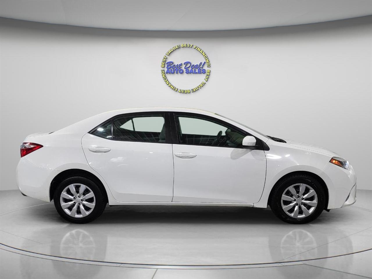 Toyota Corolla LE 2015