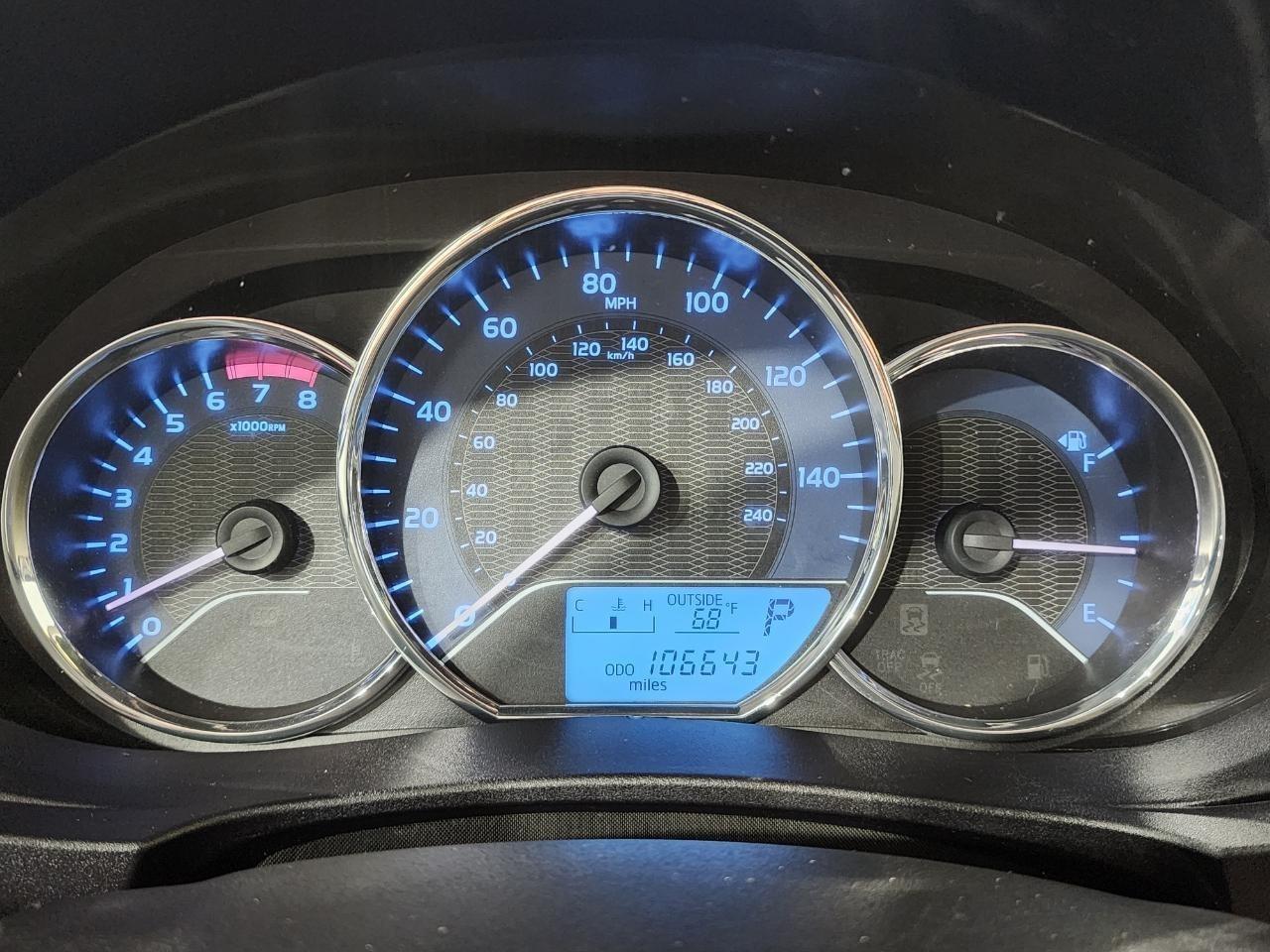 Toyota Corolla LE 2015