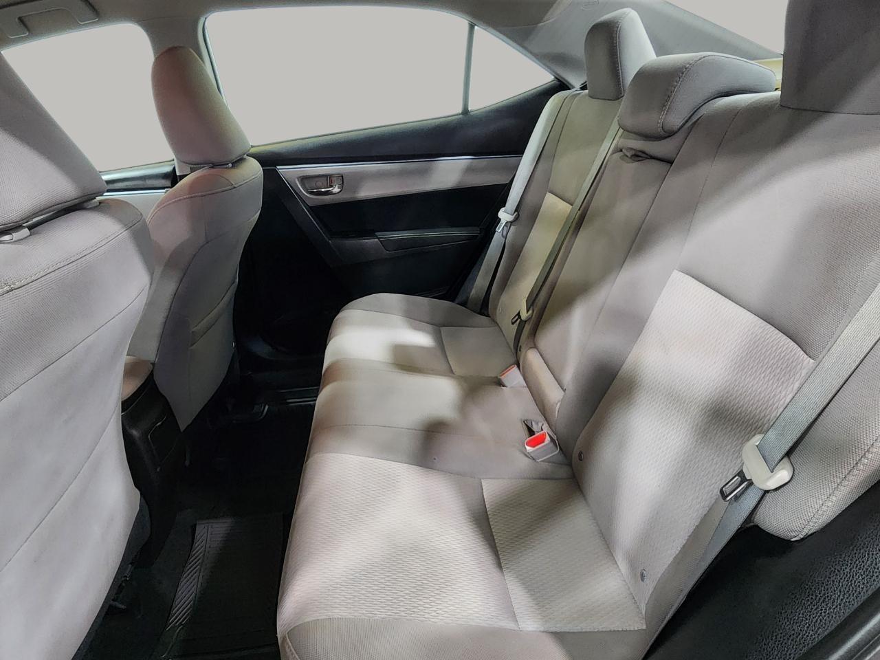 Toyota Corolla LE 2015