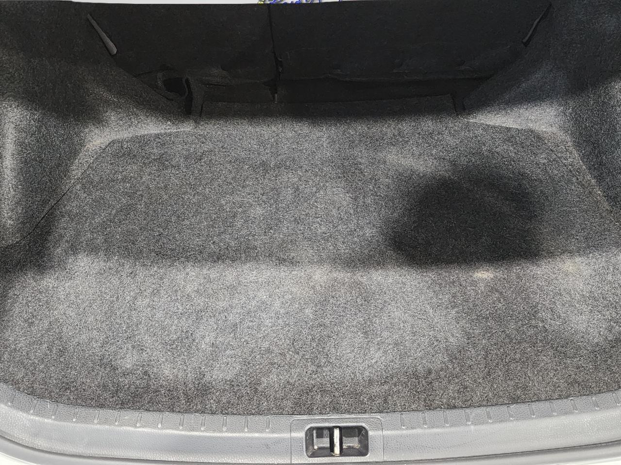 Toyota Corolla LE 2015