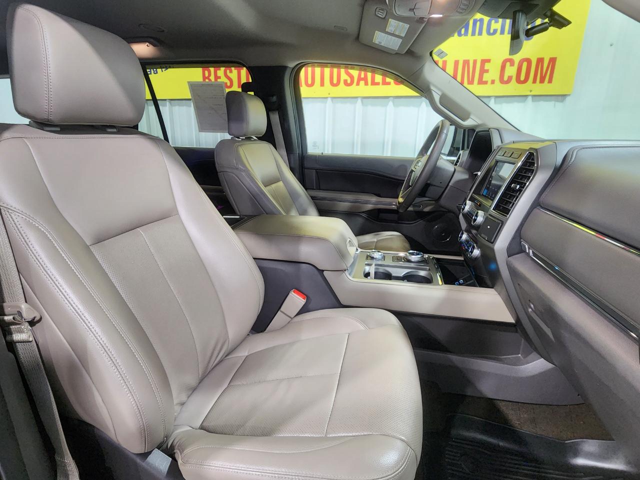 Ford Expedition XLT 4WD 2019