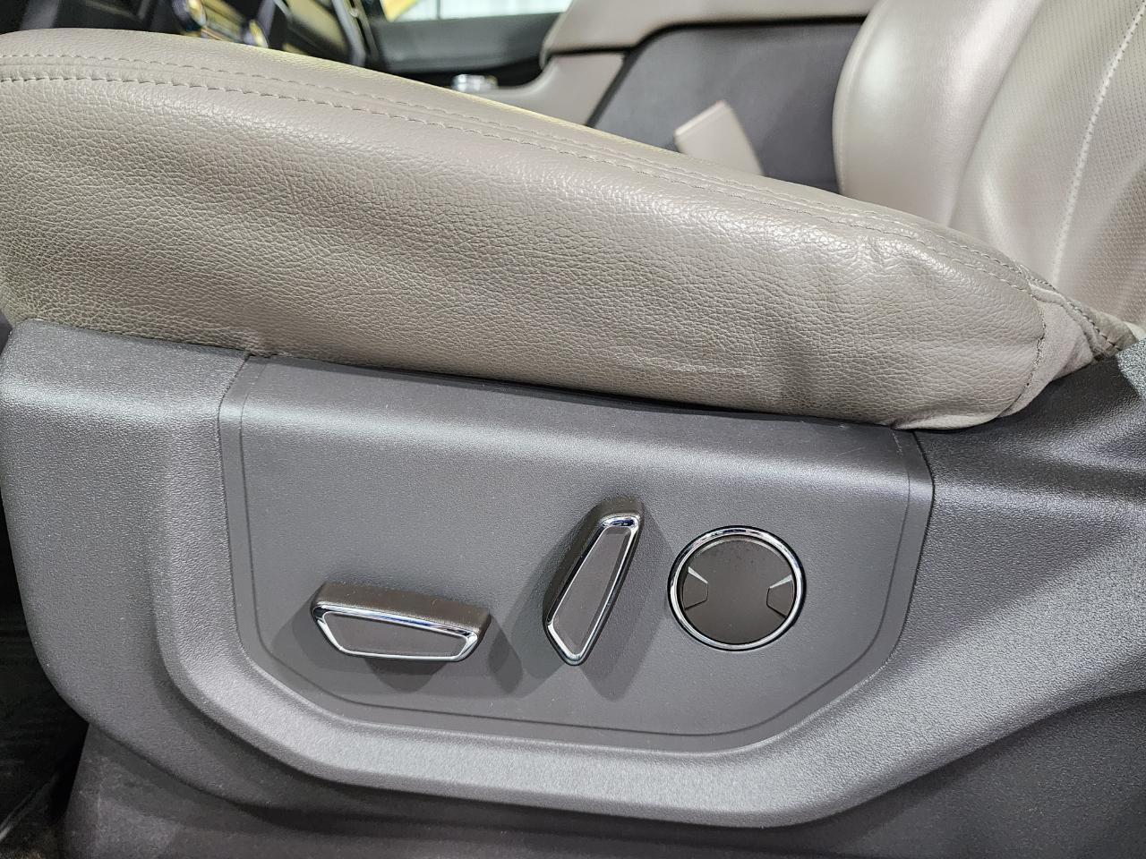 Ford Expedition XLT 4WD 2019