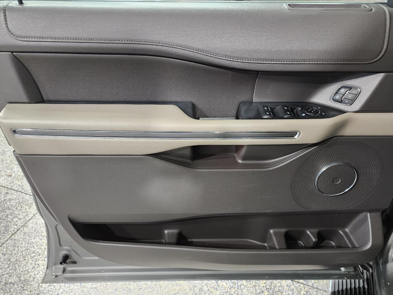 Ford Expedition XLT 4WD 2019
