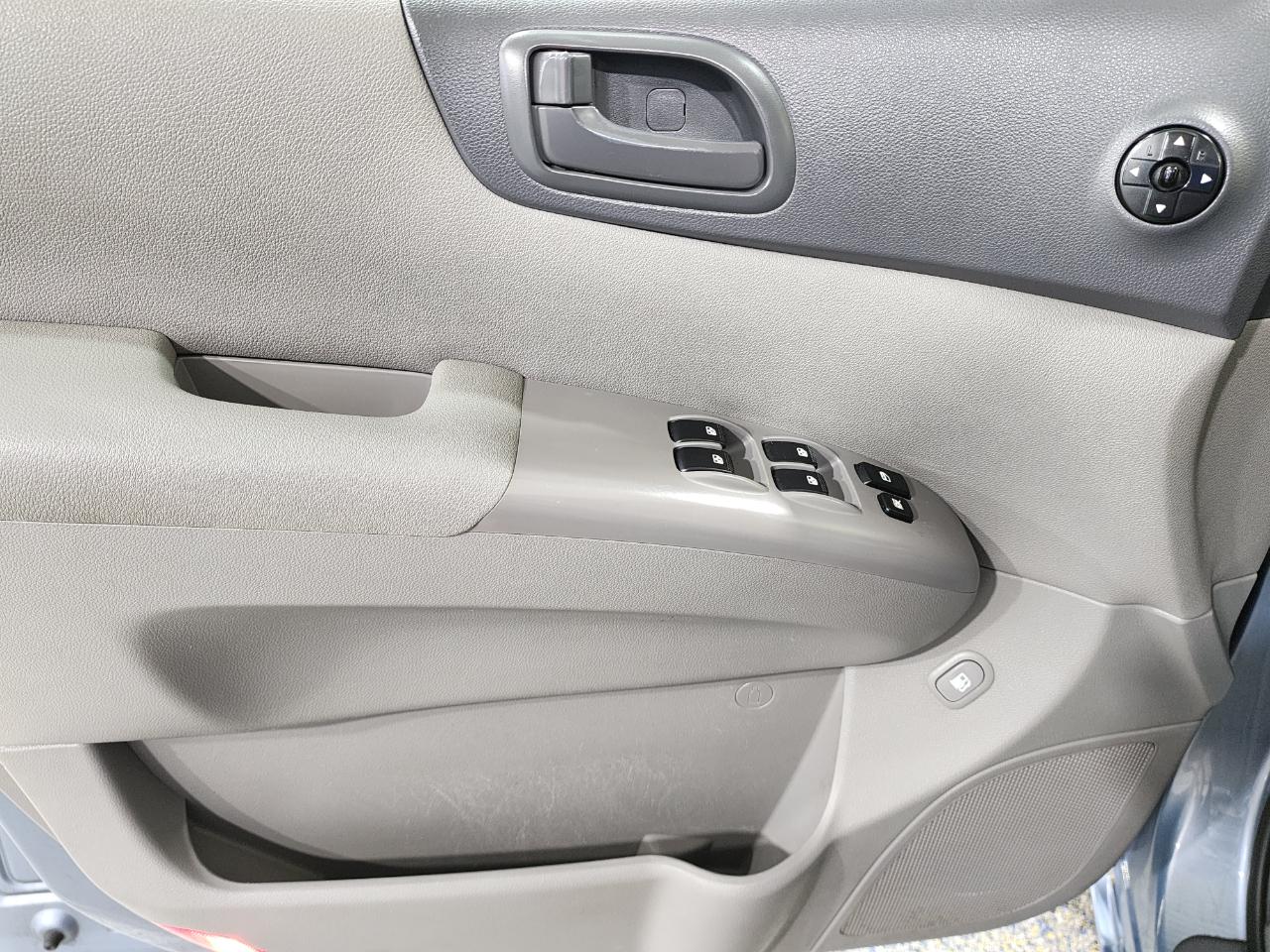 Kia Sedona  2014