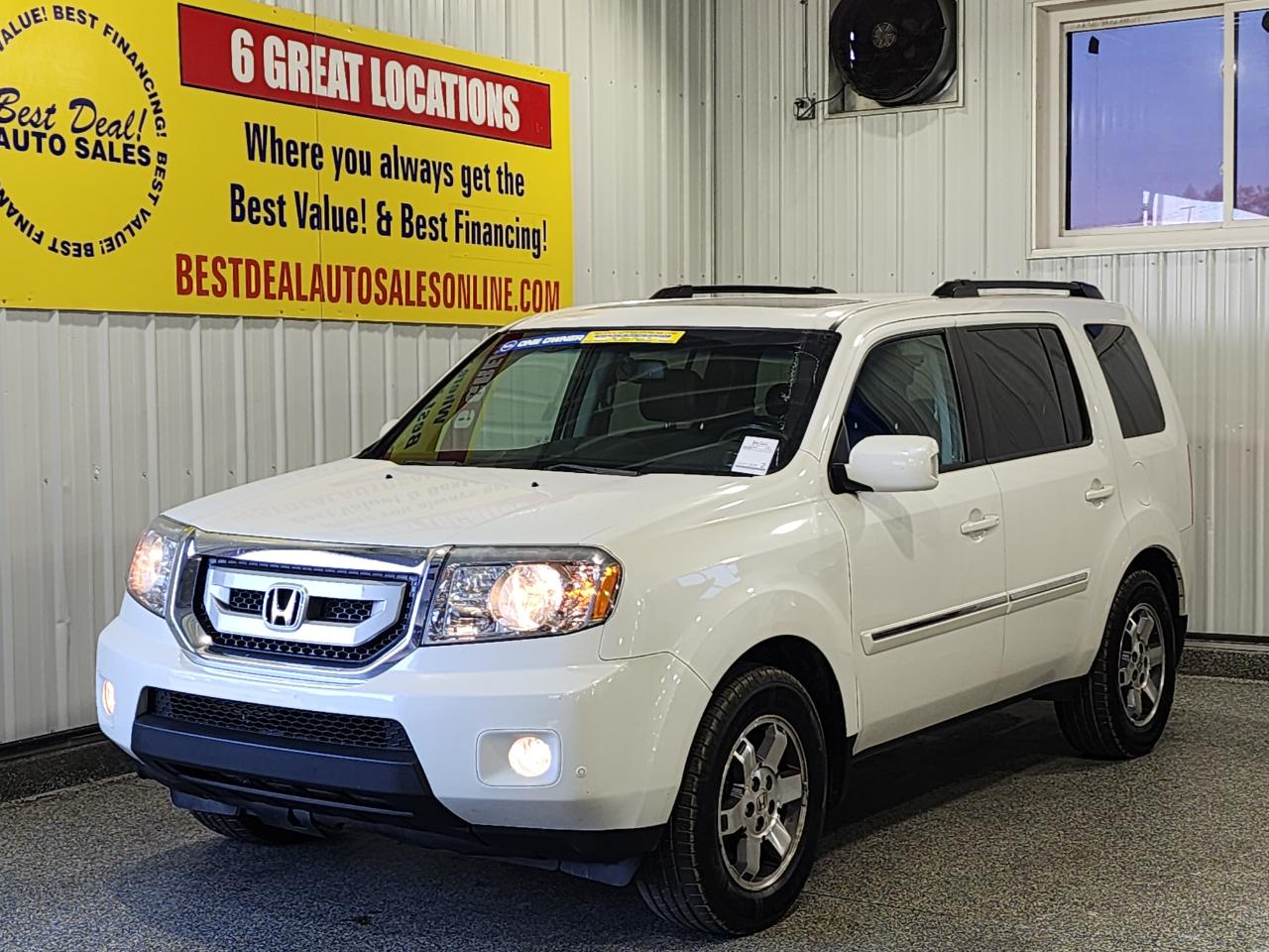2011 Honda Pilot Touring 4WD 5-Spd AT with DVD