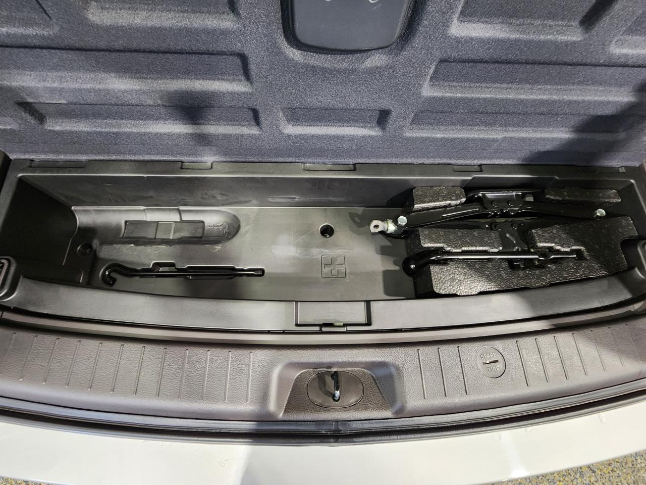 Hyundai Santa Fe  2011