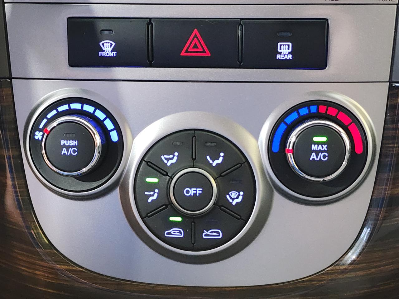 Hyundai Santa Fe  2011