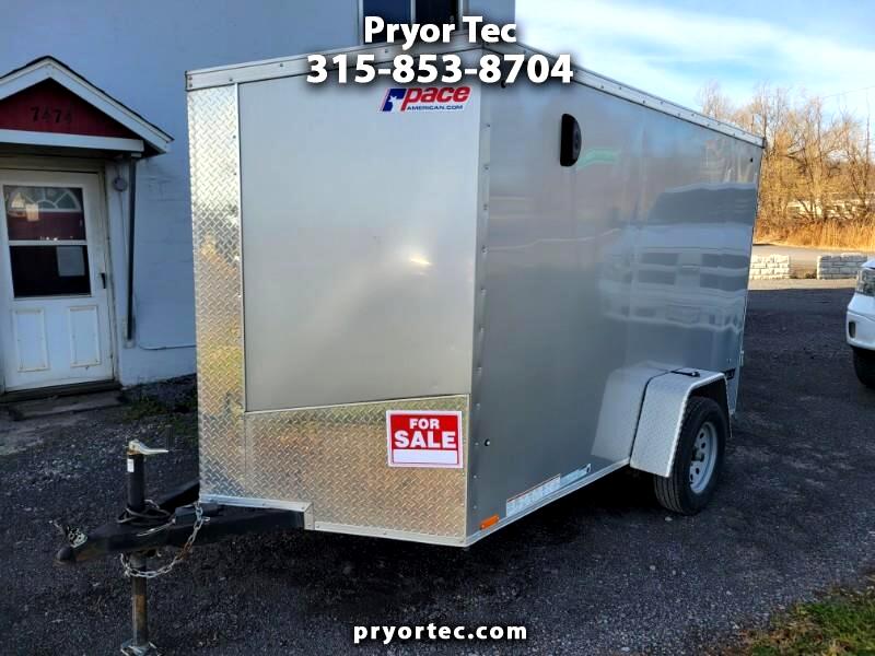Enclosed Trailers T3831  2019