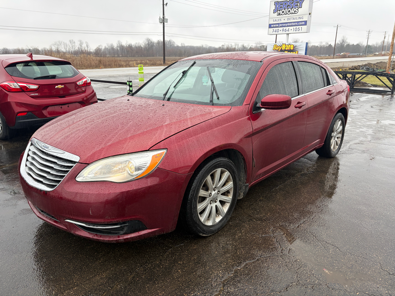 Chrysler 200 4dr Sdn Touring 2012