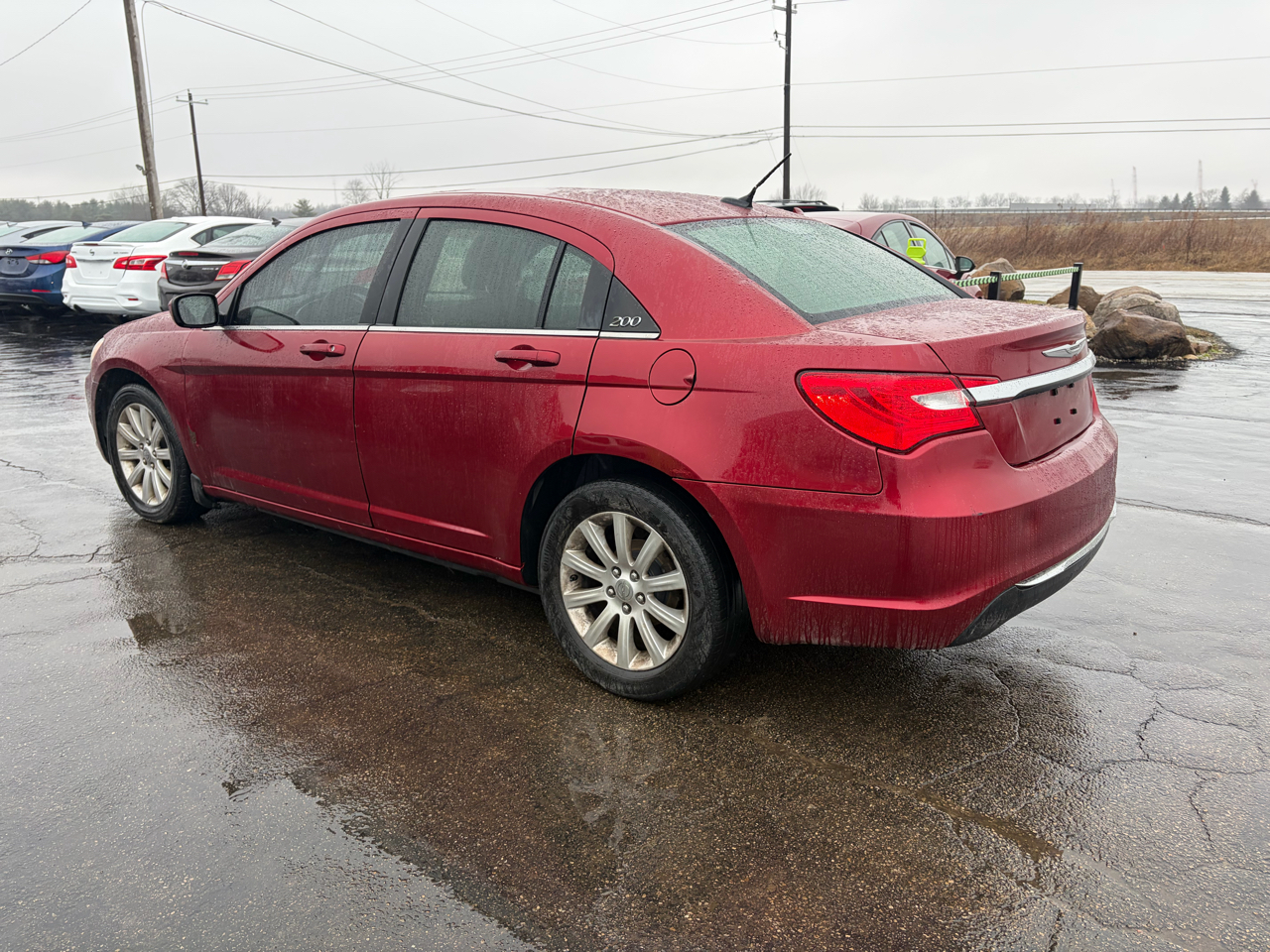Chrysler 200 4dr Sdn Touring 2012
