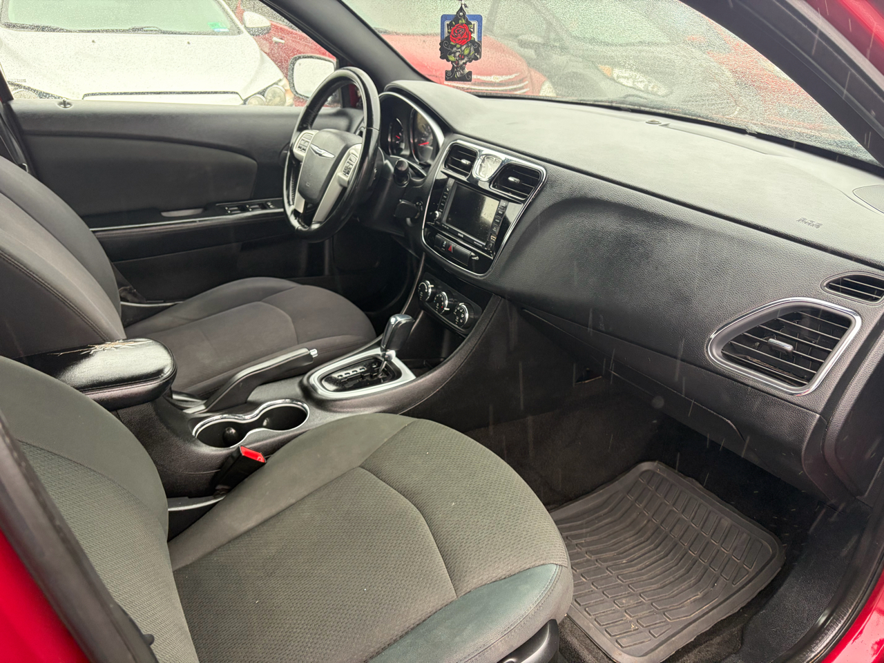 Chrysler 200 Touring 2011