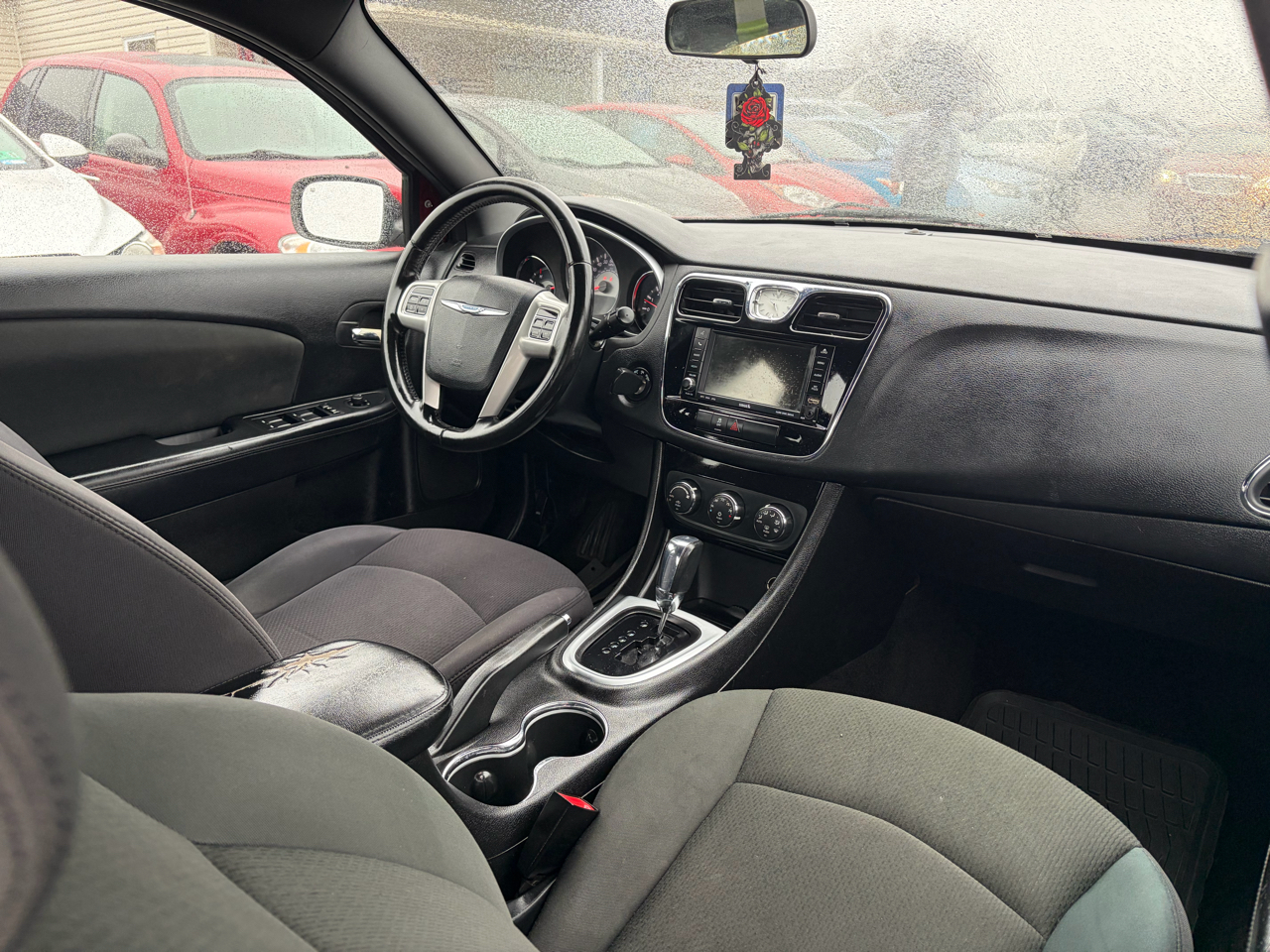 Chrysler 200 Touring 2011