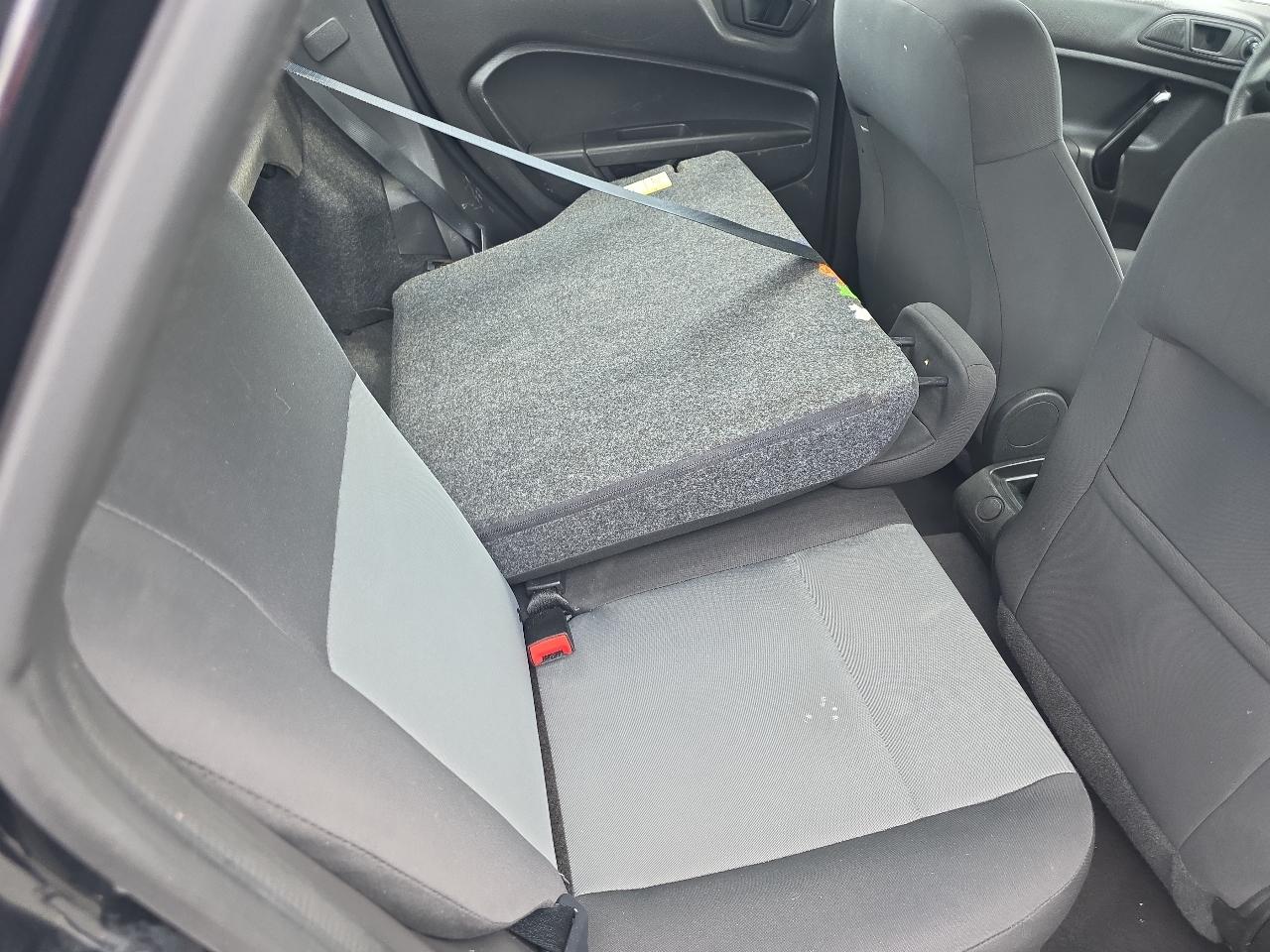 Ford Fiesta 4dr Sdn S 2019