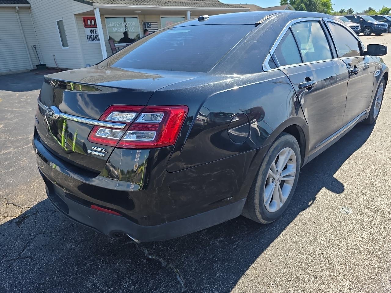Ford Taurus SEL FWD 2015