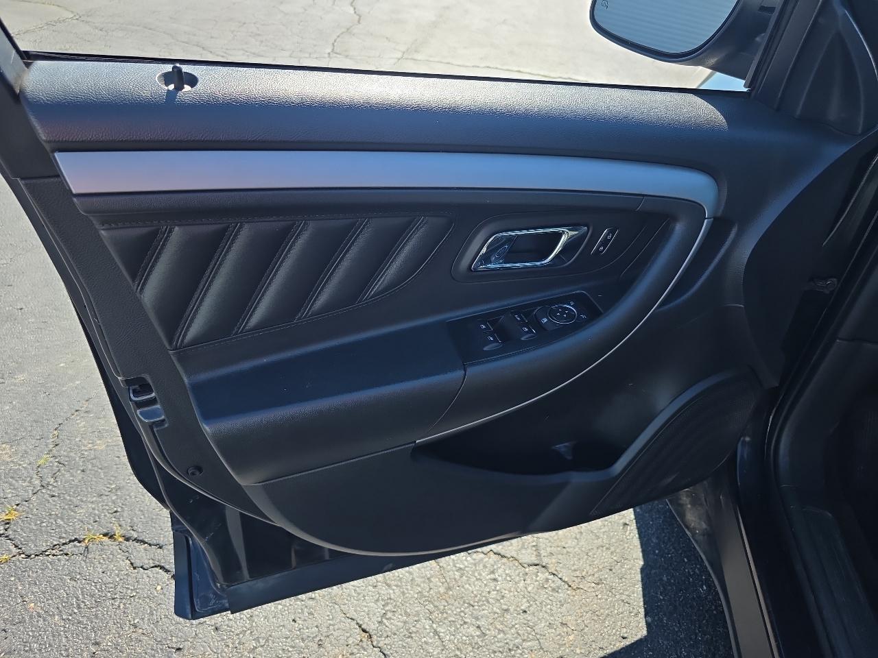 Ford Taurus SEL FWD 2015