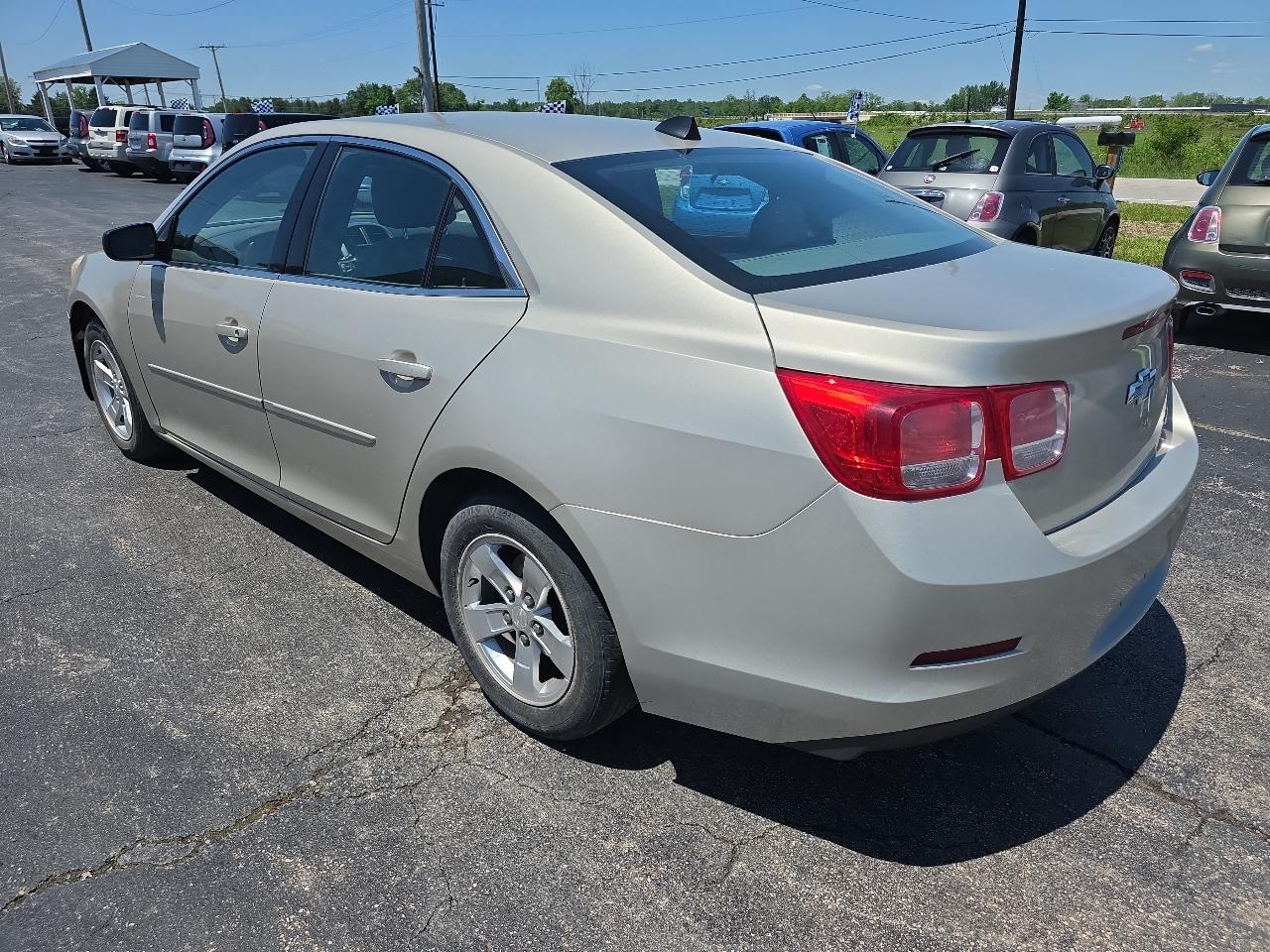 Chevrolet Malibu LS 2013