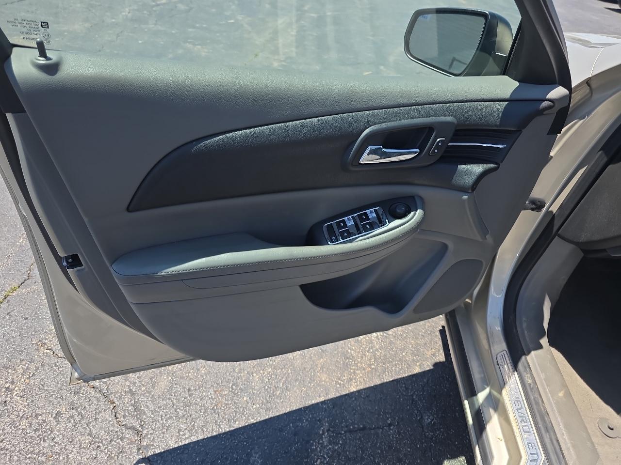Chevrolet Malibu LS 2013