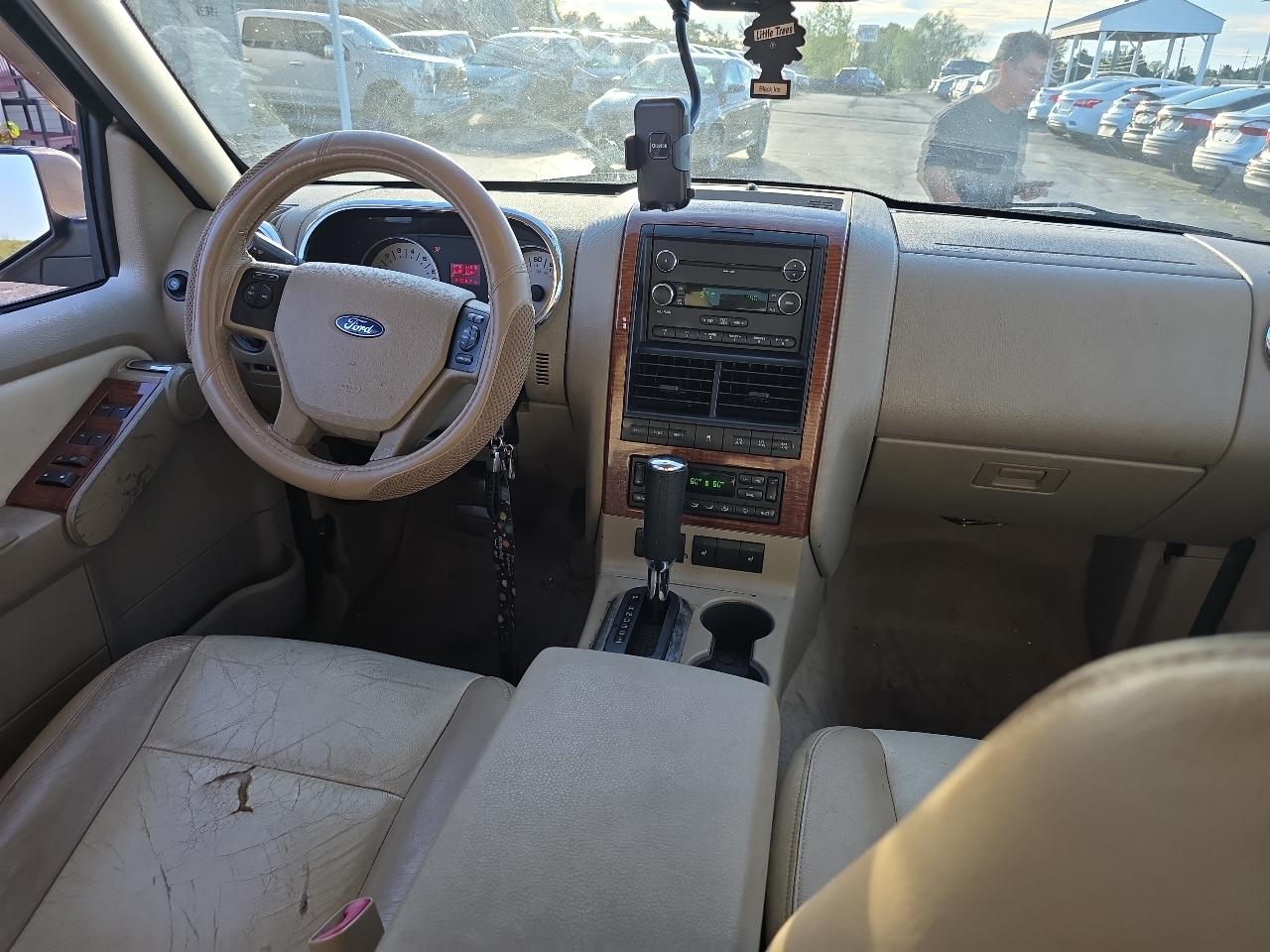 Ford Explorer 4WD 4dr V6 Eddie Bauer 2009