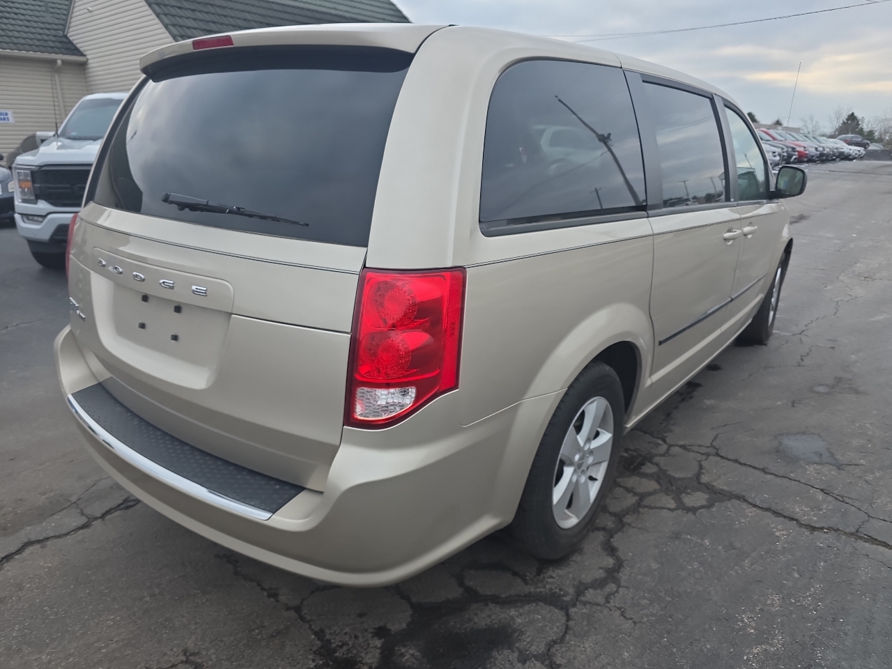 Dodge Grand Caravan SE 2013