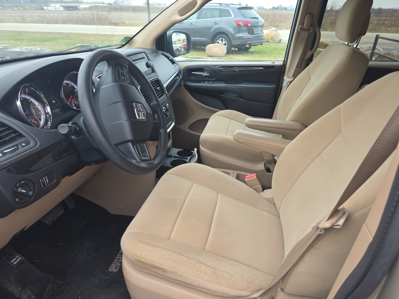 Dodge Grand Caravan SE 2013