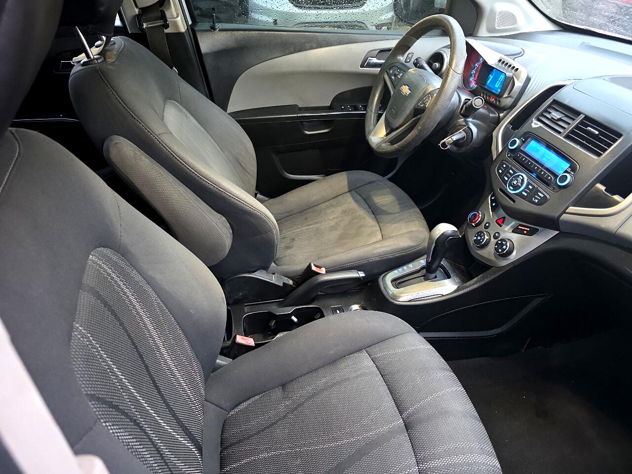 Chevrolet Sonic LT Auto Sedan 2014