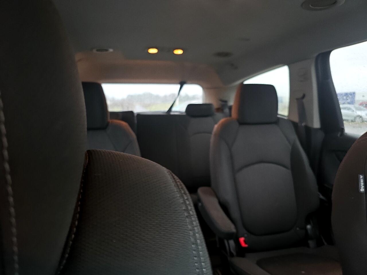 Chevrolet Traverse 1LT FWD 2014