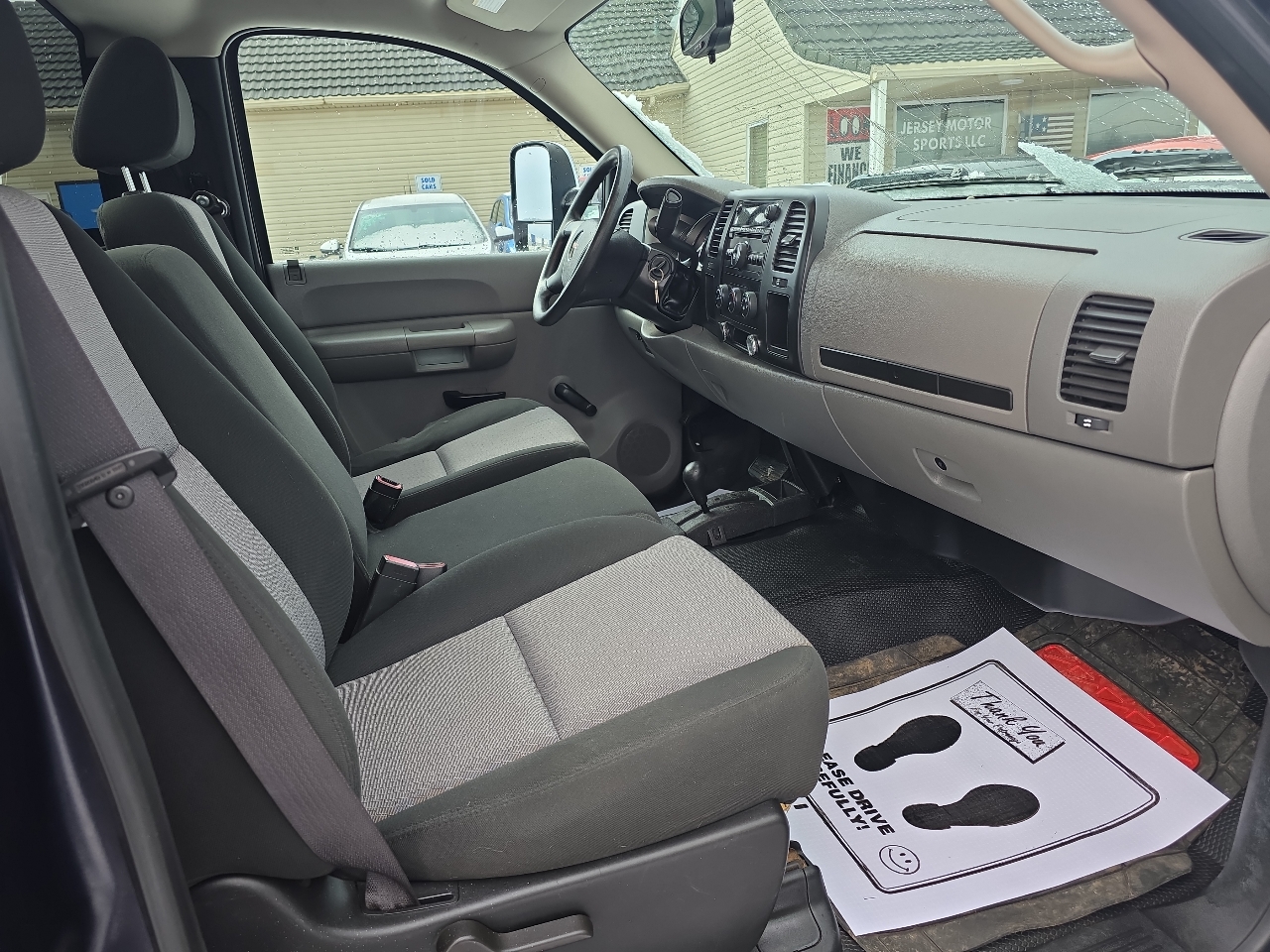 GMC Sierra 2500HD 4WD Reg Cab 142" 2009