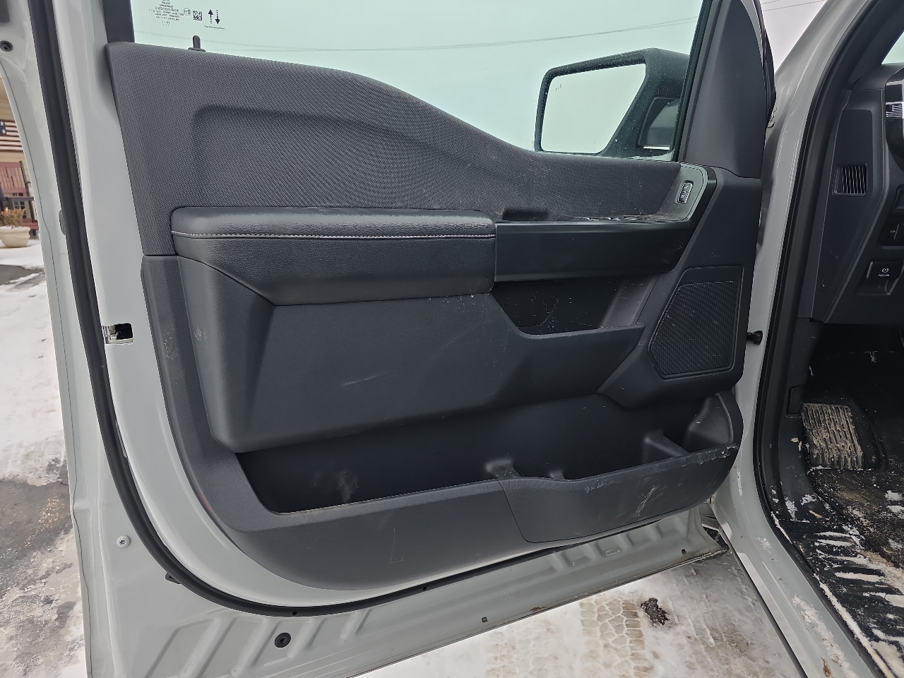 Ford F-150 STX SuperCrew 4WD 2024