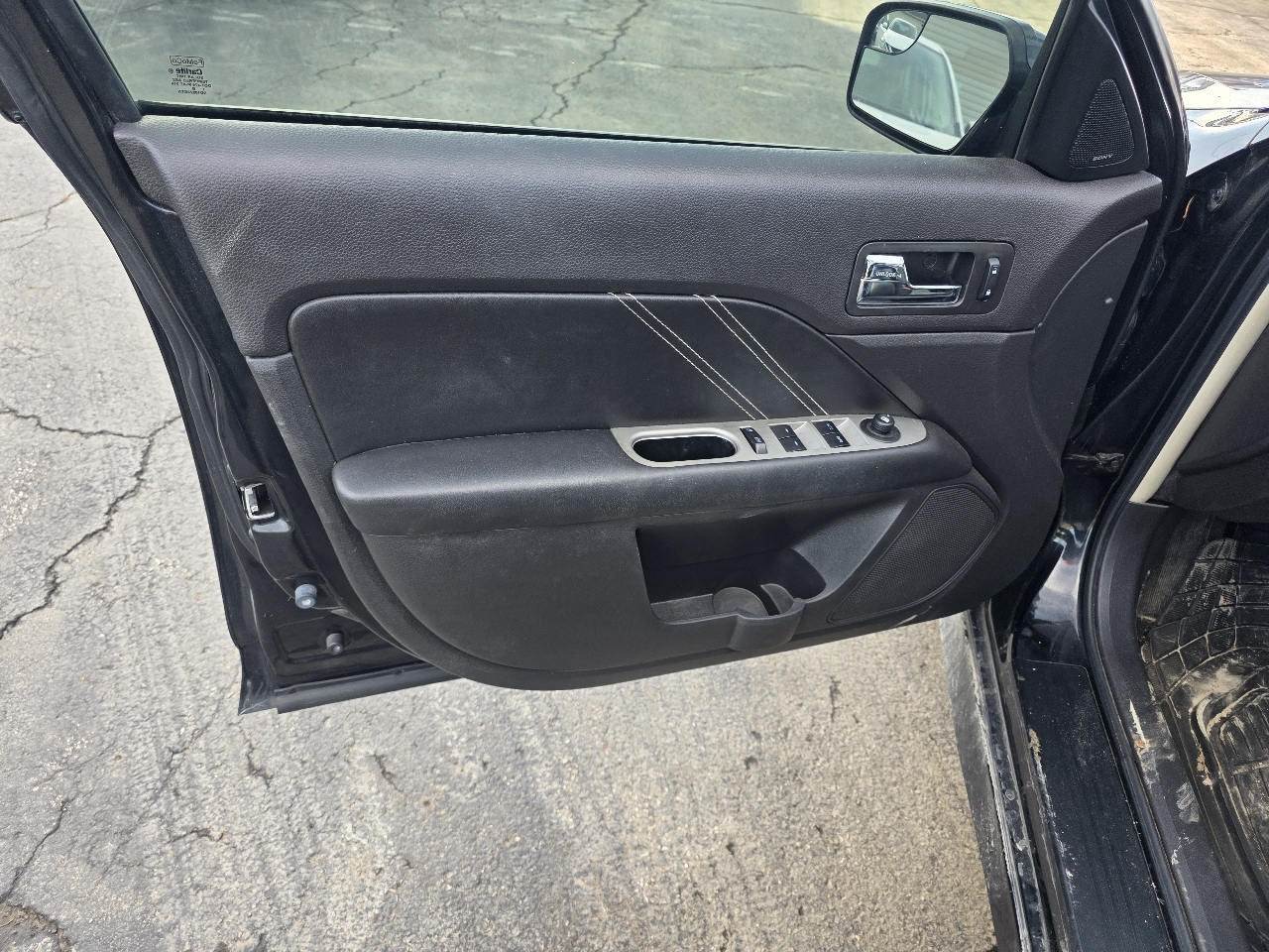 Ford Fusion V6 Sport FWD 2011