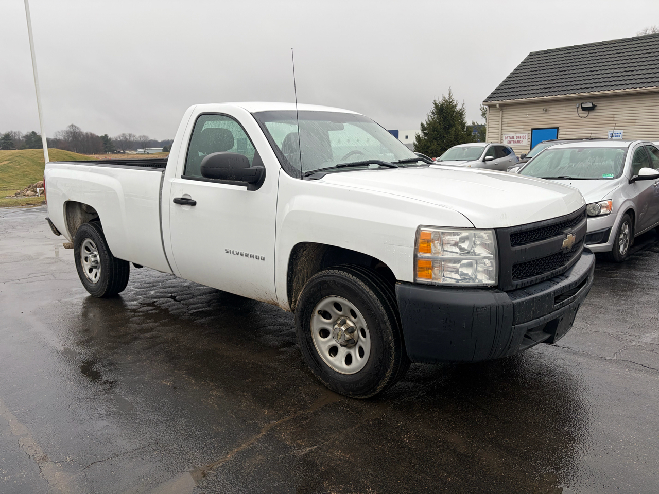 Chevrolet Silverado 1500 Work Truck 2WD 2011