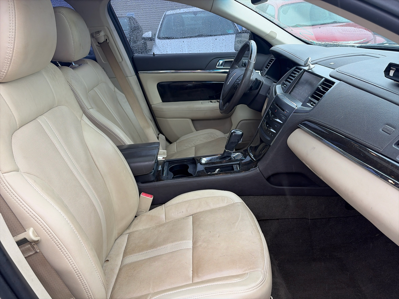 Lincoln MKS AWD 2015